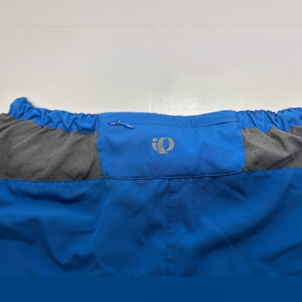 Pearl Izumi Blue and Gray Performance Shorts Men’s Large - Picture 5 of 7
